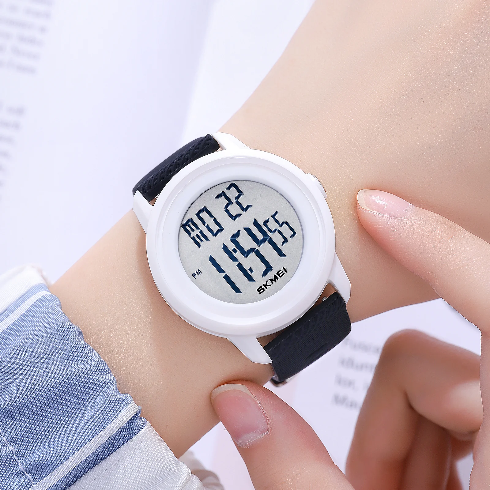2218 Skmei reloj para mujer pulsera de resina - Image 31