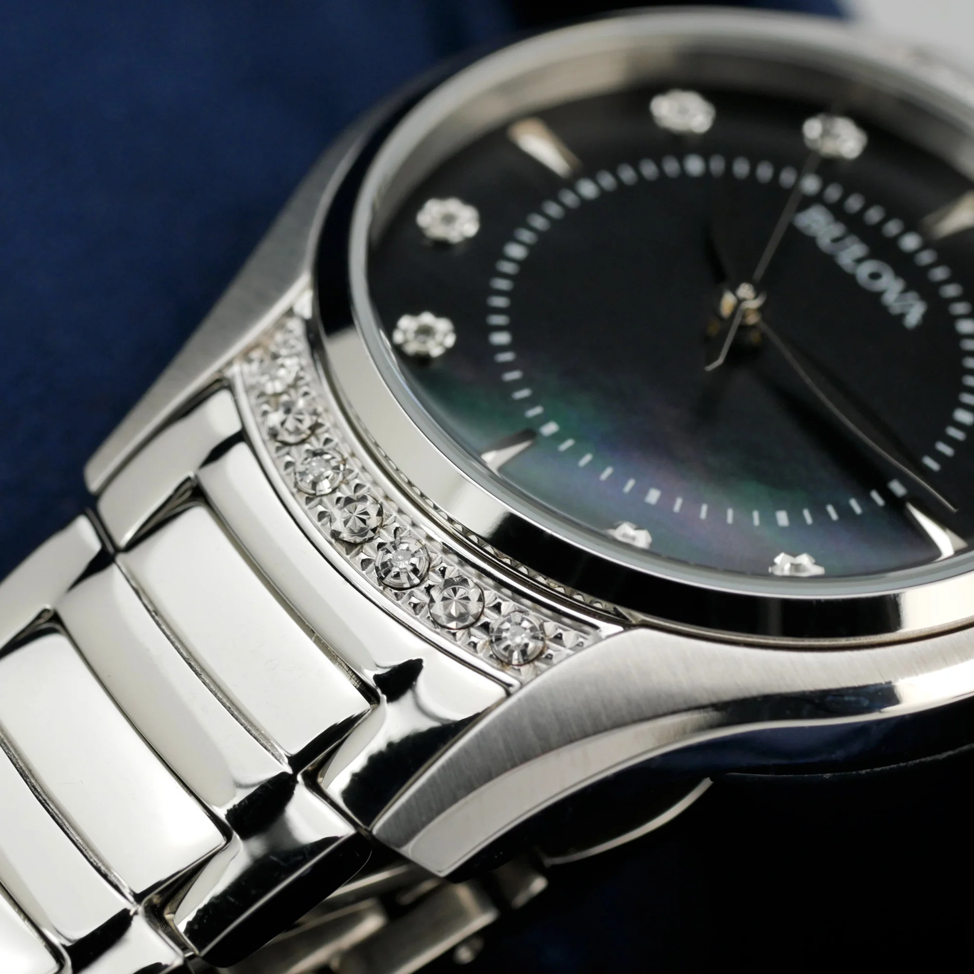 96R242 Reloj Bulova Diamond Classic de dama pulsera de metal 31 mm - Image 6