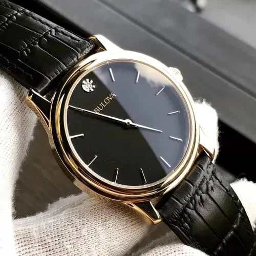 97F55 Bulova Diamond Accent Reloj para Hombre - Image 2