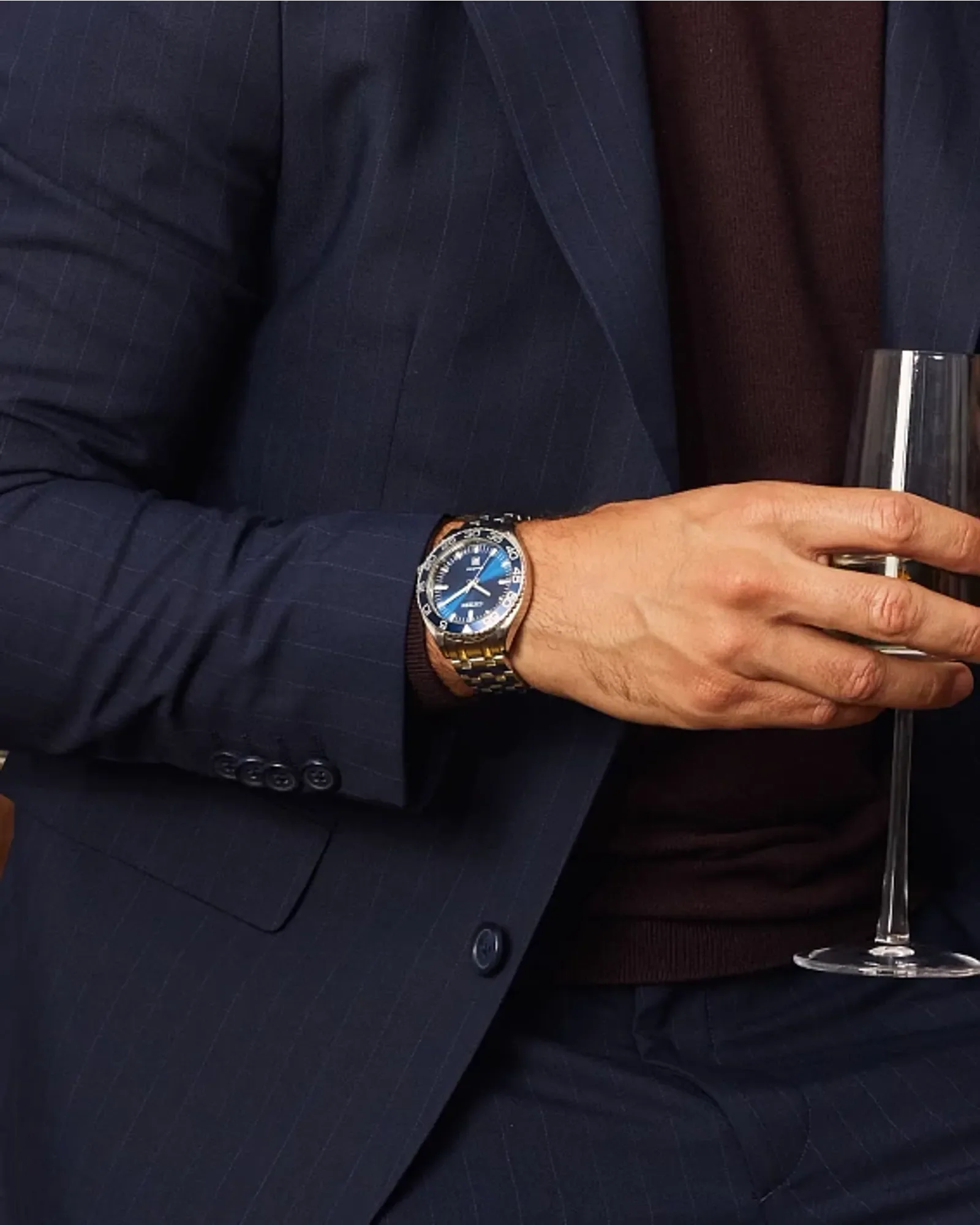 AW1770-53L Citizen Eco-drive reloj para hombre pulsera de metal - Image 4