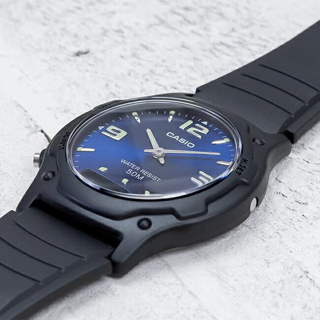 AW-49HE-2AV Reloj Casio para Hombre - Image 4