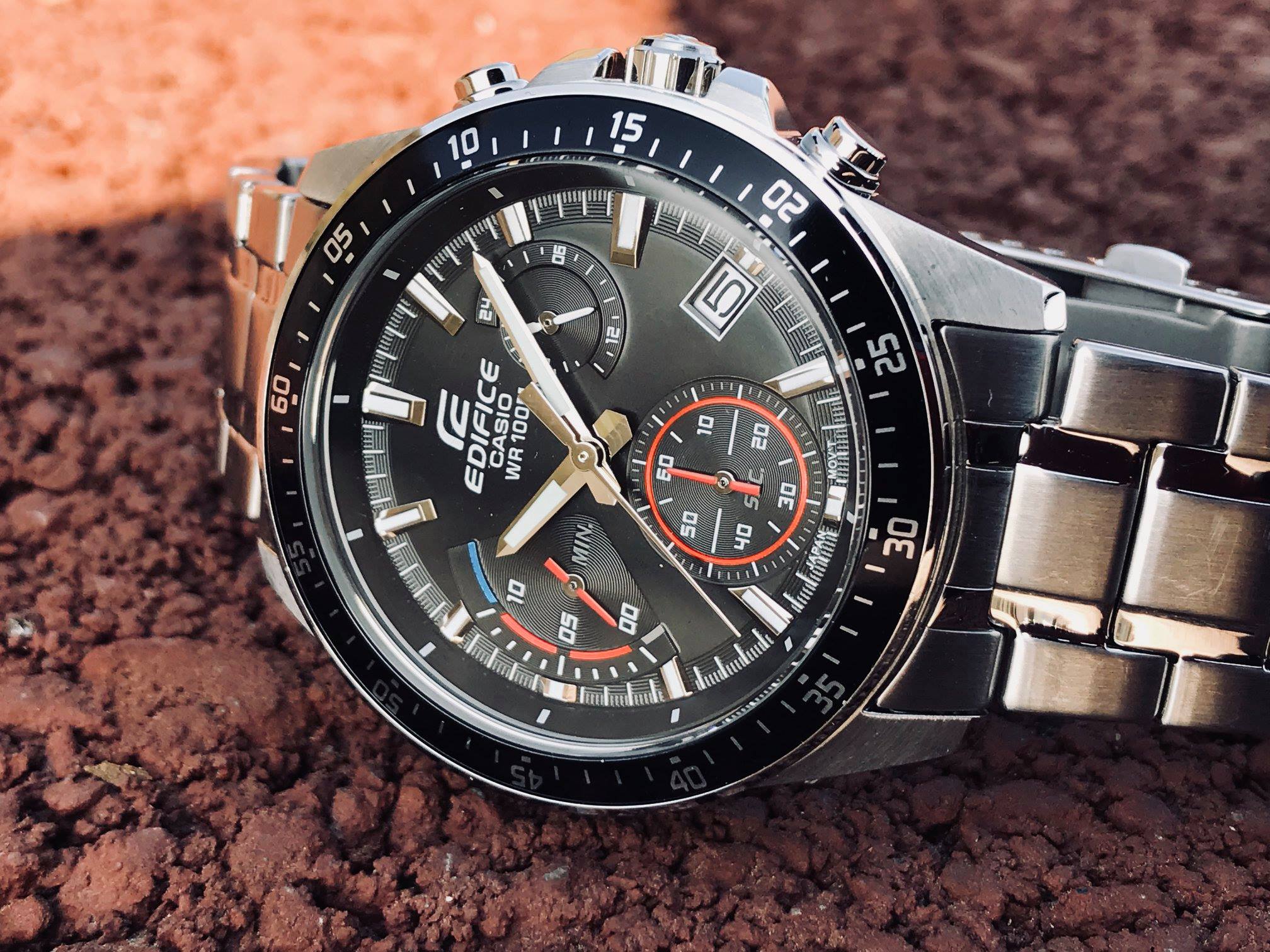EFV-540D-1AV Reloj Edifice para Hombre - Image 2