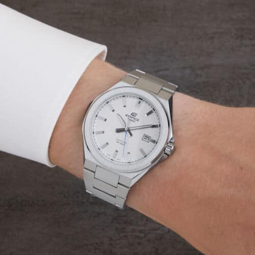 EFB-108D-7AVCR Reloj Edifice para Hombre cristal zafiro - Image 2