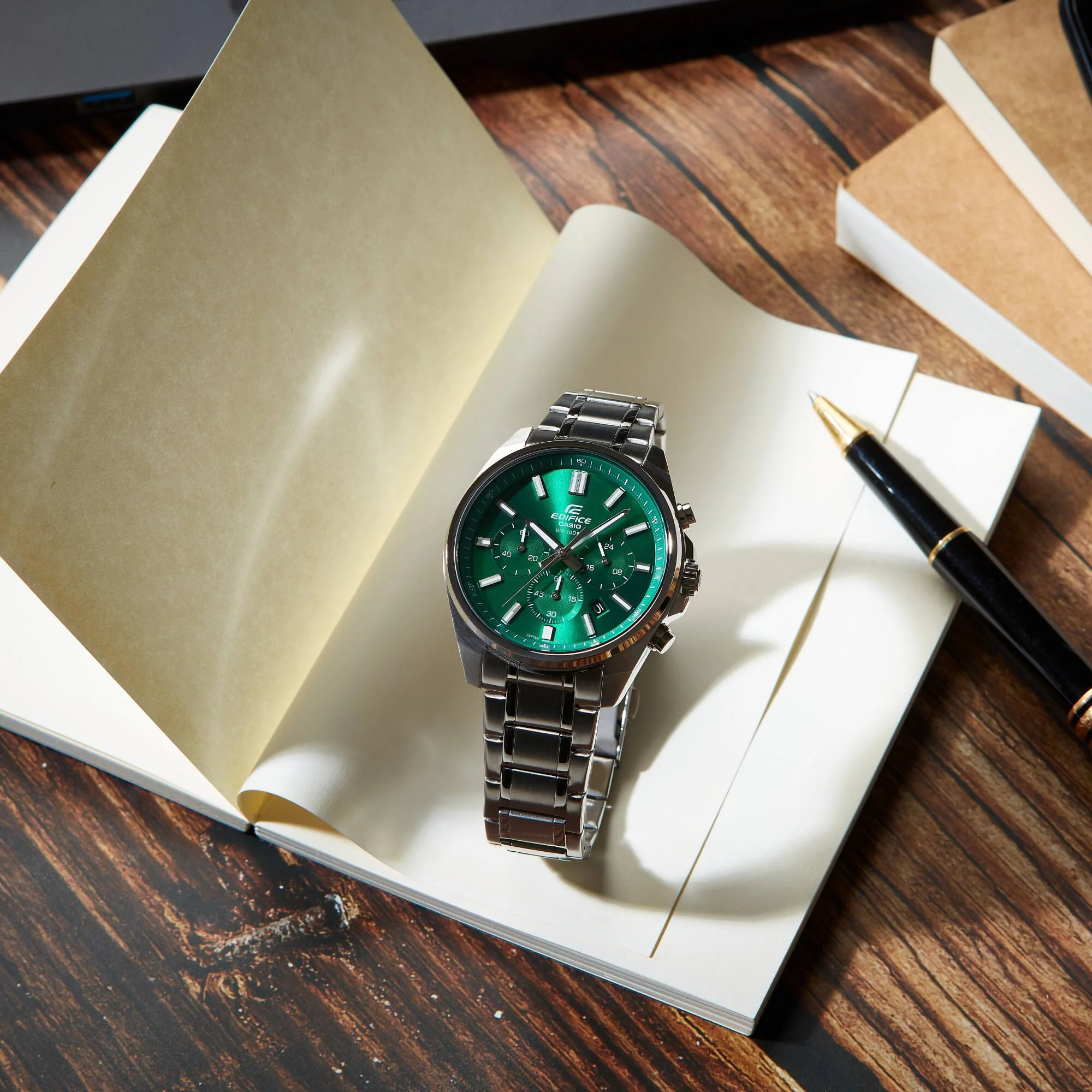 EFV-650D-3AV Edifice Reloj para Hombre - Image 2