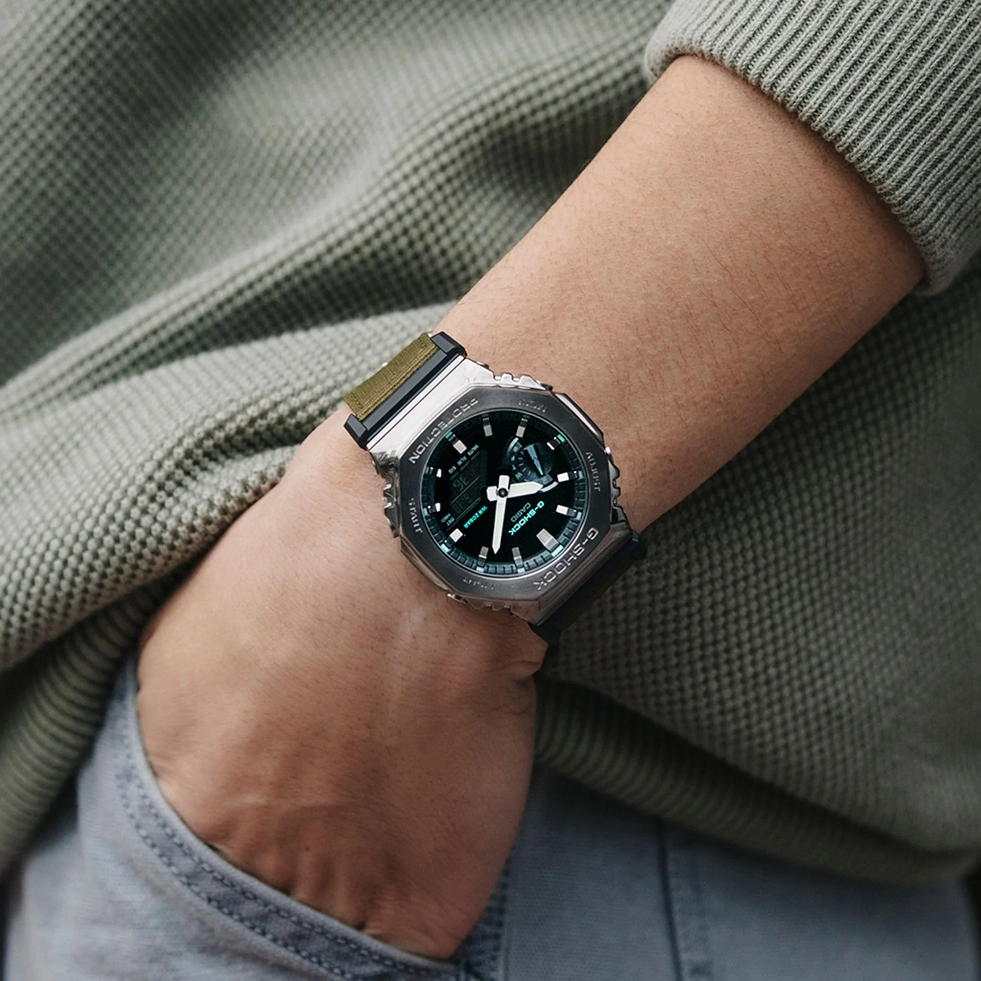 GM-2100CB-3A G-Shock G-Steel Reloj para Caballero Pulsera de Tela - Image 10