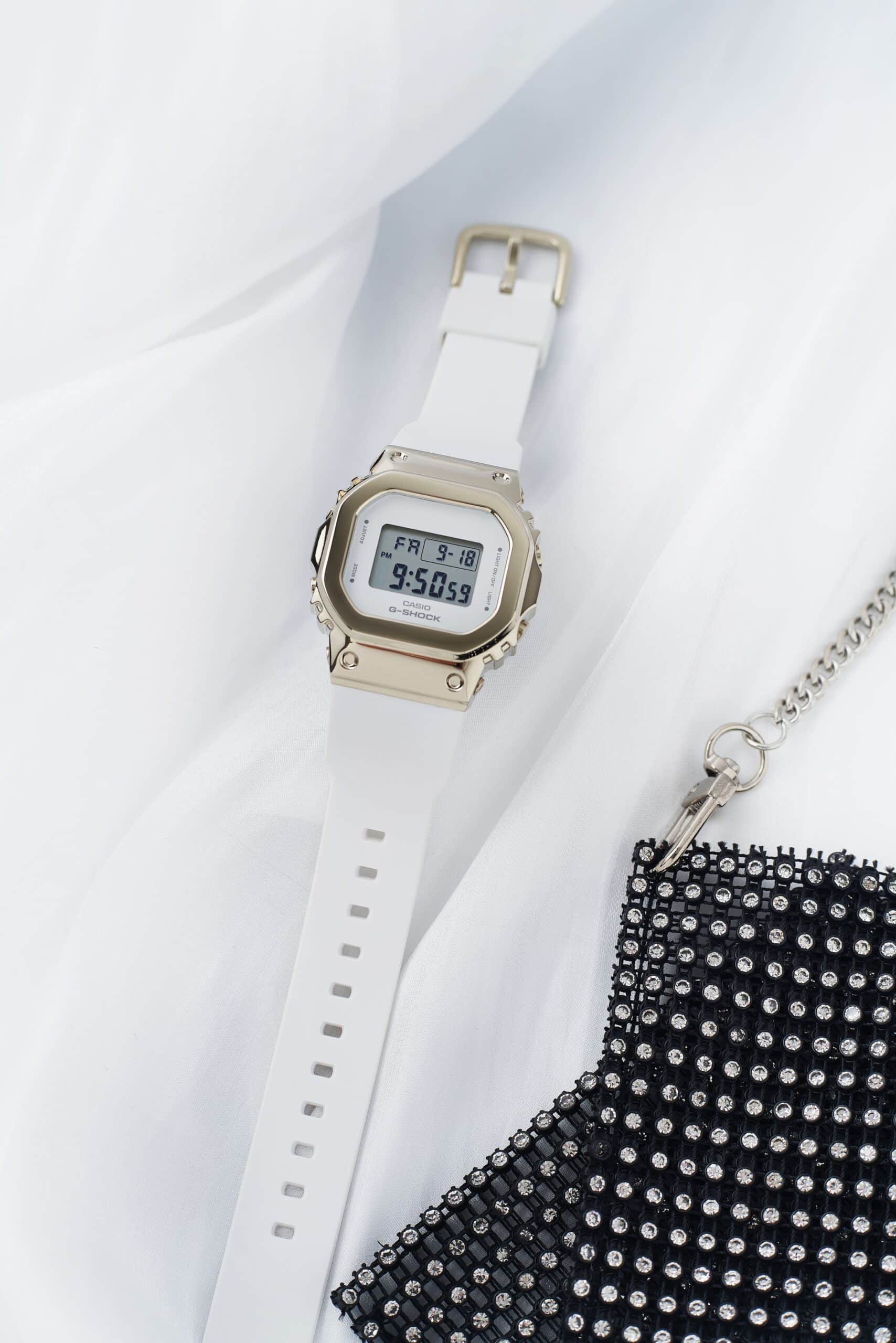 GM-S5600G-7 Reloj G-Shock para Mujer - Image 6