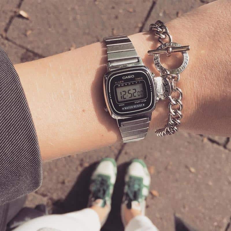 LA-670WA-1 Reloj Casio para Mujer, Vintage Clásico - Image 2