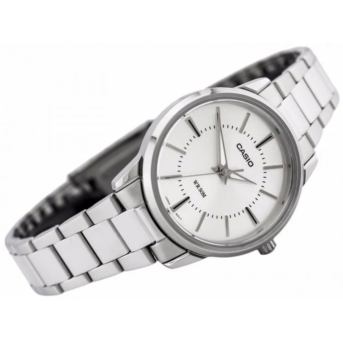 LTP-1303D-7AV Reloj Casio para Mujer - Image 2