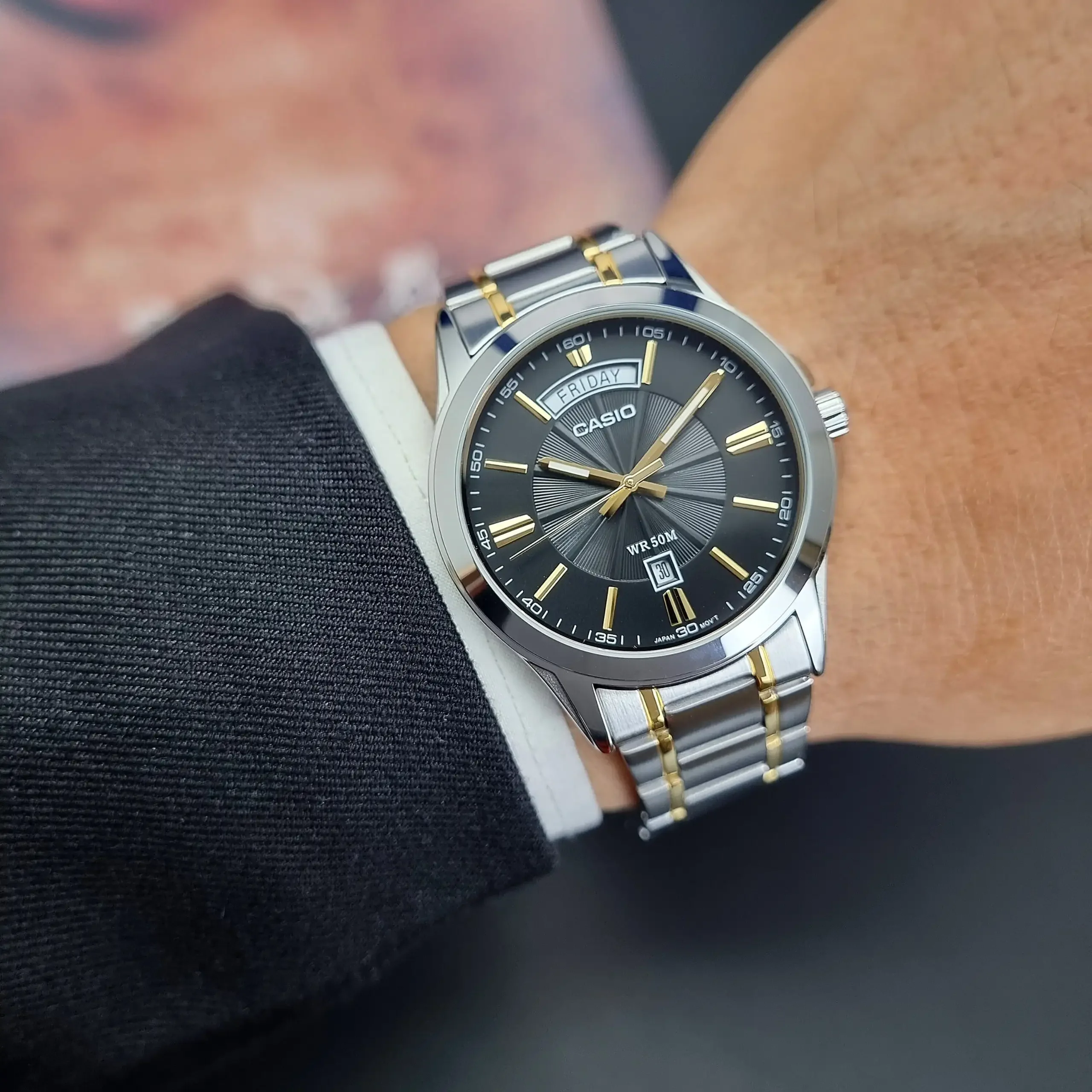 MTP-1381G-1AV Casio de hombre correa de metal - Image 2