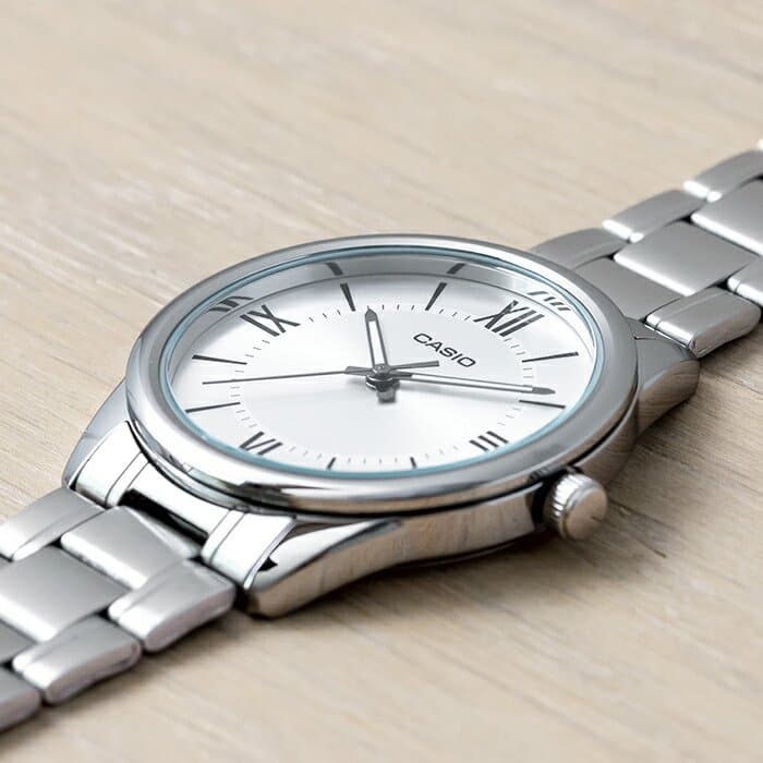 MTP-V005D-7B5 Reloj Casio para Caballero - Image 2
