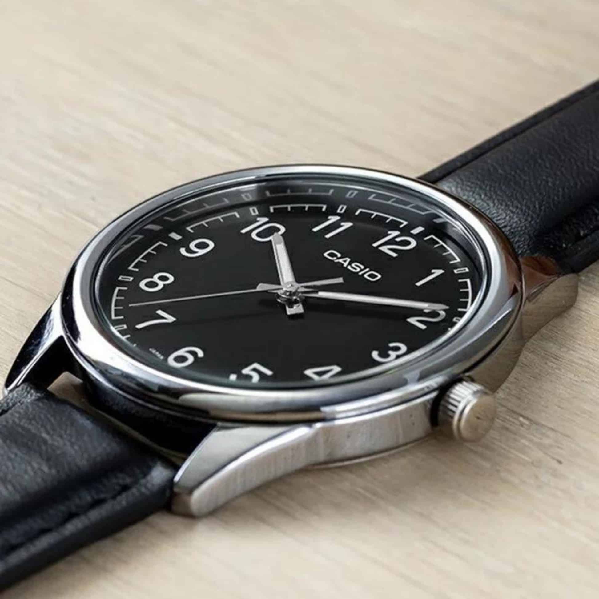 MTP-V005L-1B4 Reloj Casio para Hombre - Image 2