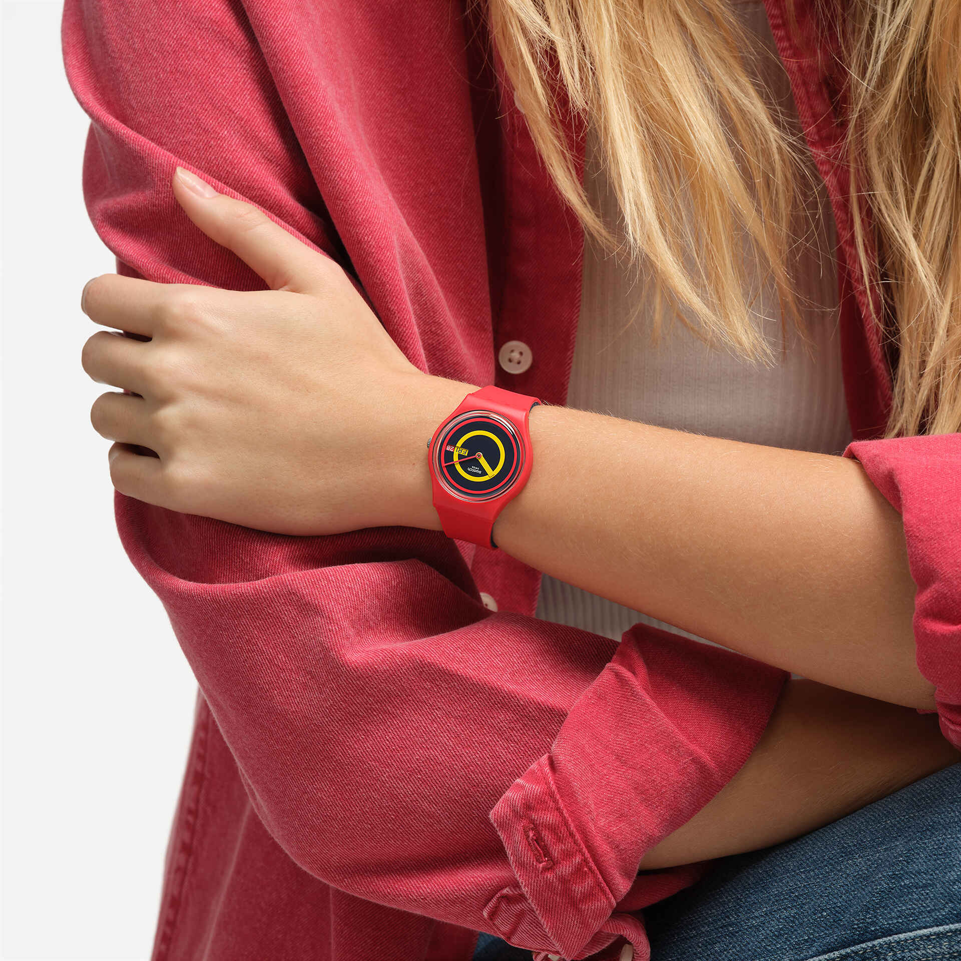 SO28R702 Reloj Swatch Concentric Red unisex banda de caucho - Image 2