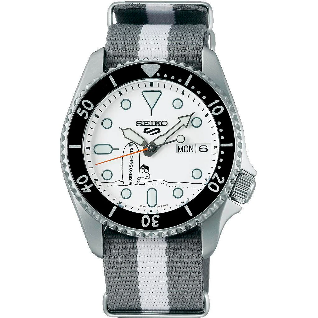 SRPK25K1 Reloj Seiko 5 Sports x Peanuts Snoopy de caballero correa de tela