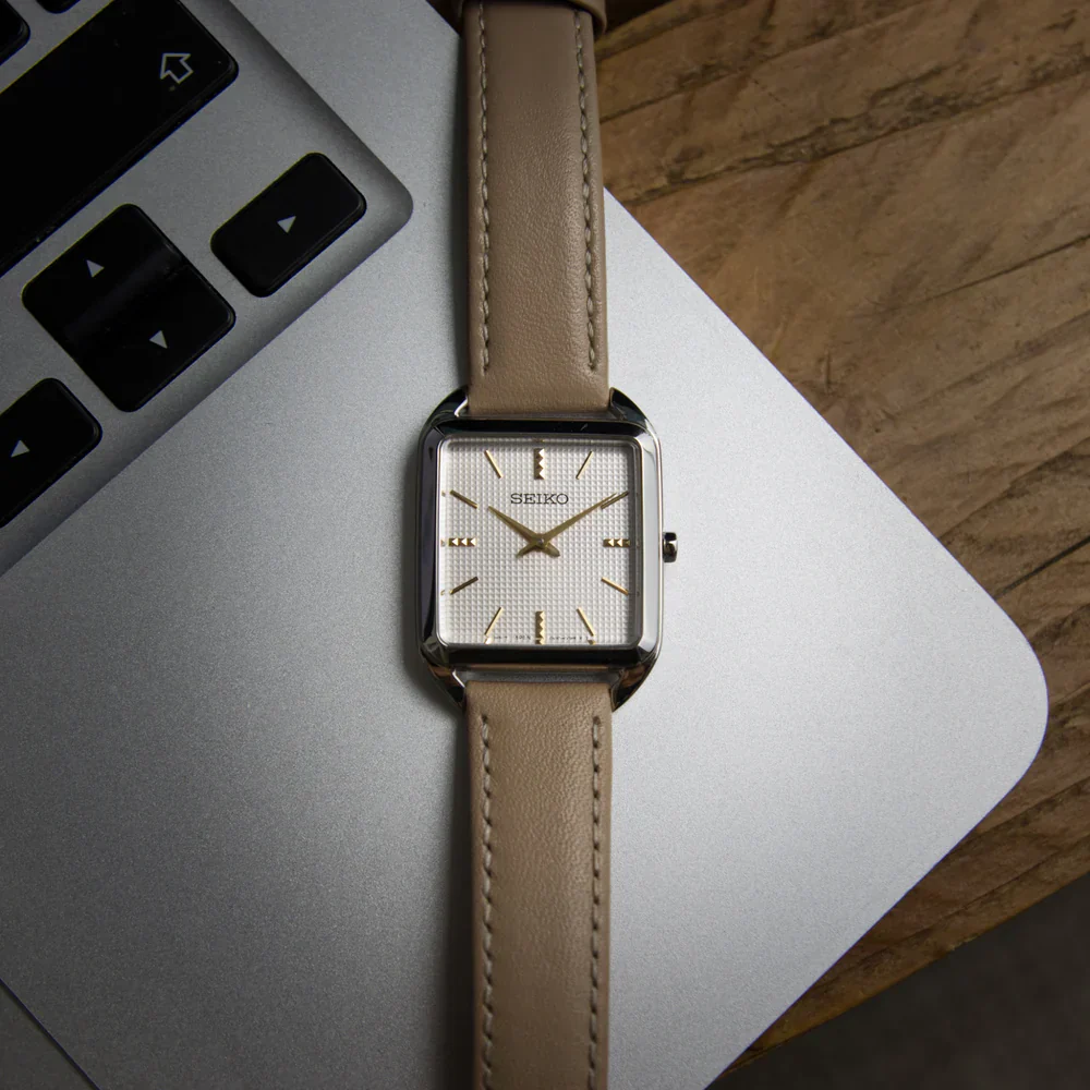 SWR089P1 Reloj Seiko Essentials de señorita pulsera de piel 26 mm - Image 4