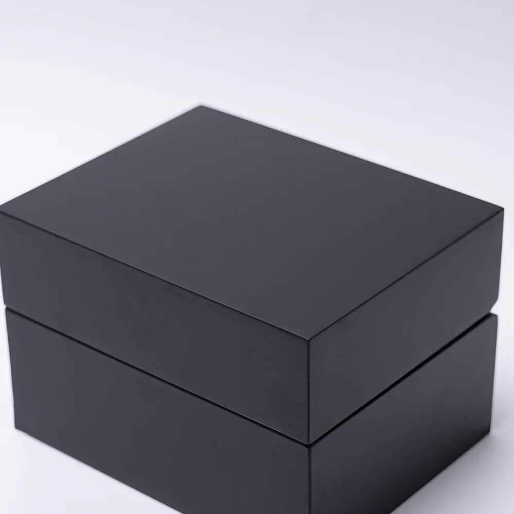 TC-001 Caja para un reloj acolchado de madera - Image 11