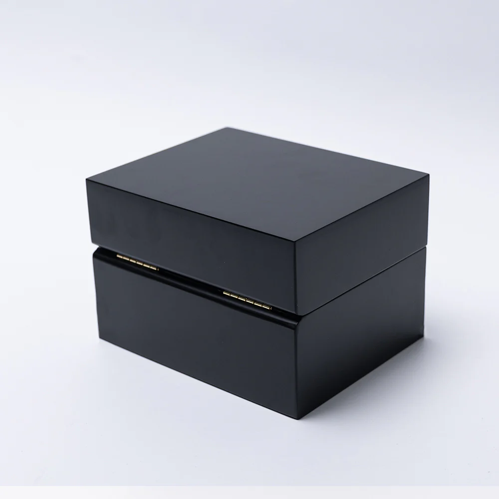 TC-001 Caja para un reloj acolchado de madera - Image 8