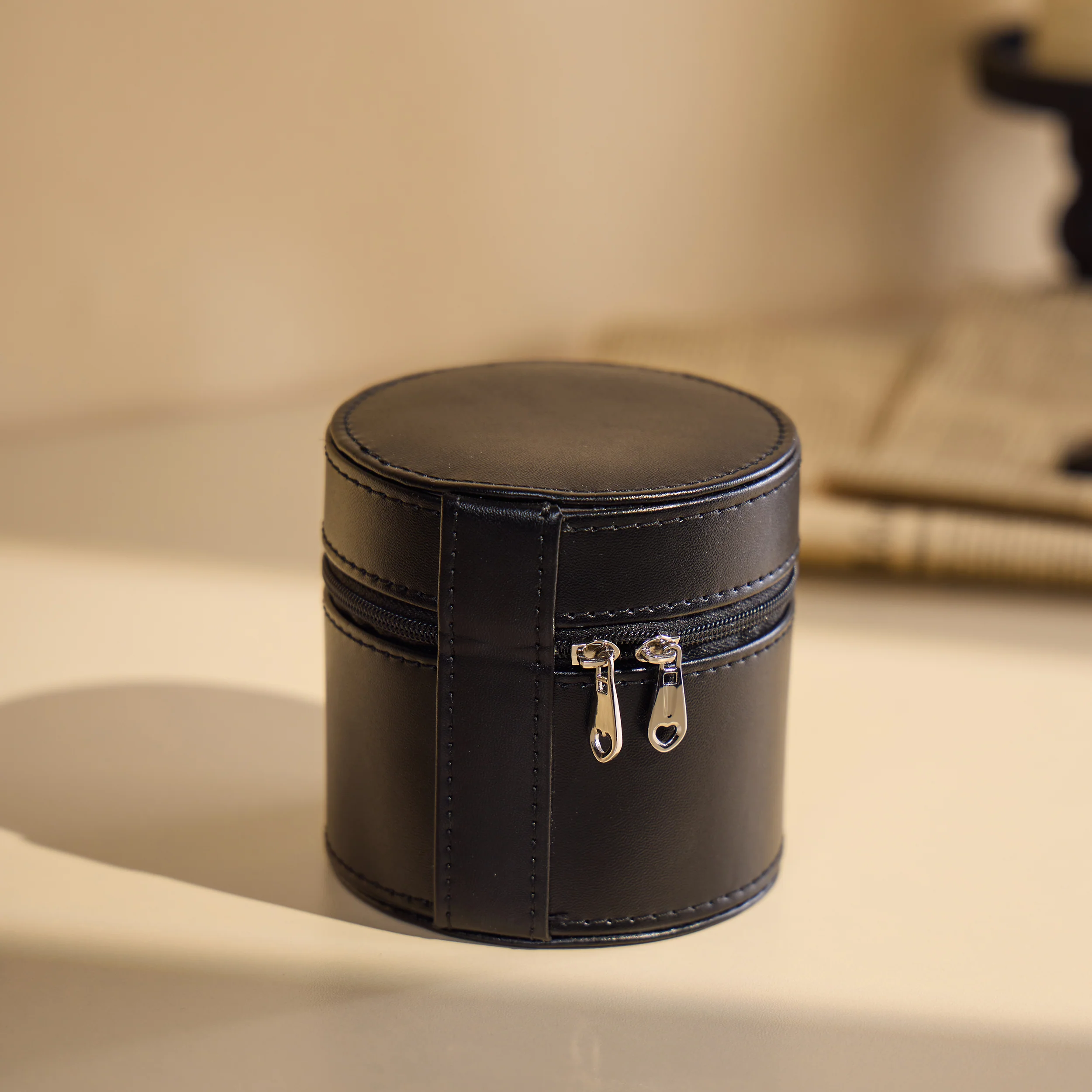 TC-008 Caja para un reloj redonda con zipper - Image 3
