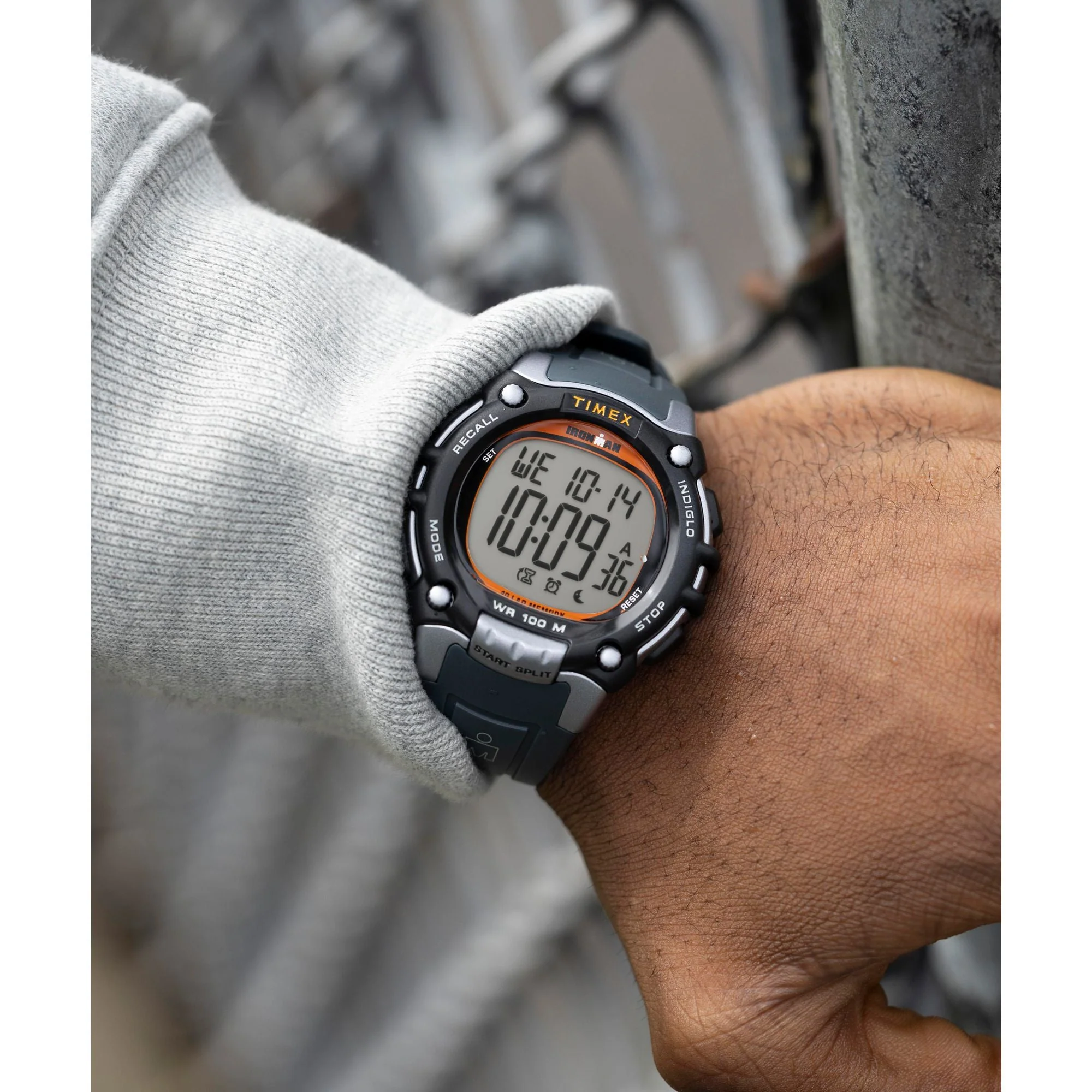 TW5M64500 Reloj Timex Ironman de hombre banda de silicona - Image 4