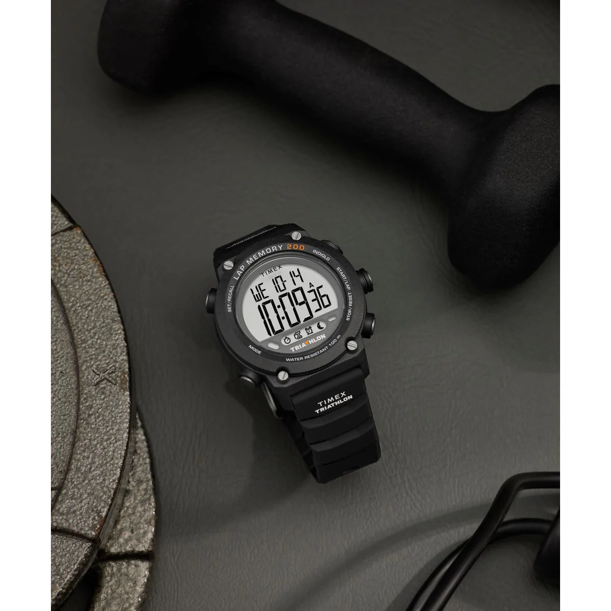 TW5M66900 Reloj Triathlon 200 de hombre correa de caucho - Image 2